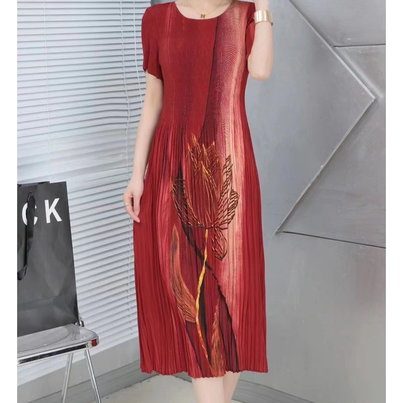 Kurzärmeliges Sommerkleid für mittelalte Frauen