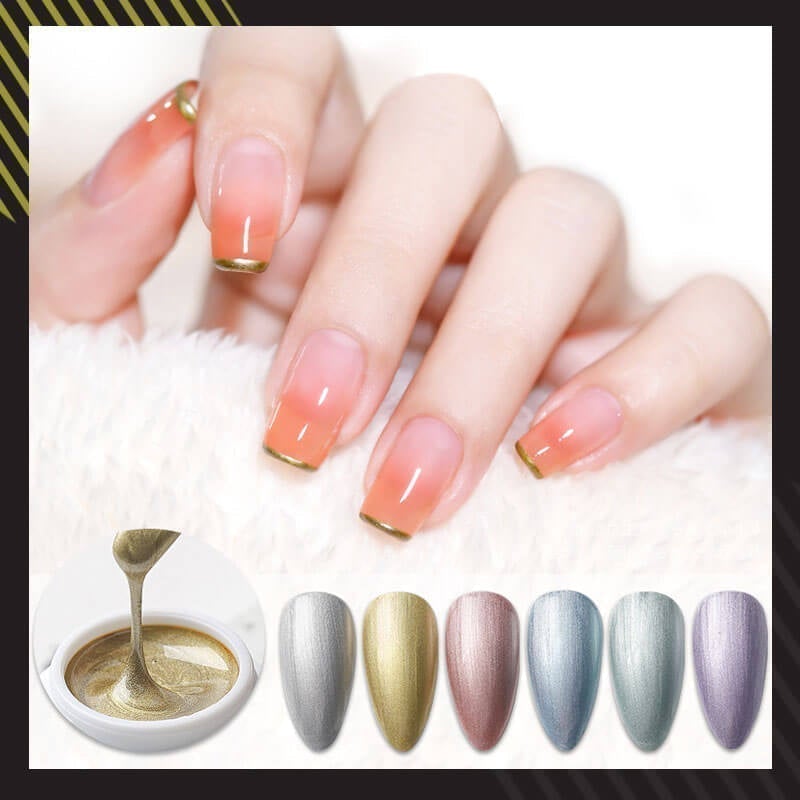 Spiegelnder metallischer Nagelgel