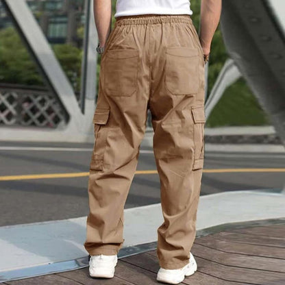 Lose sitzende Freizeithose für Männer mit mehreren Taschen