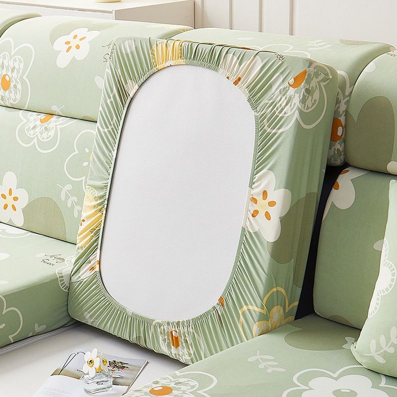 Sommerlich kühlender Sofabezug aus Eisseide