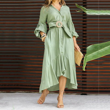 Tailliertes Kleid mit V-Ausschnitt und unregelmäßigem Saum für Damen