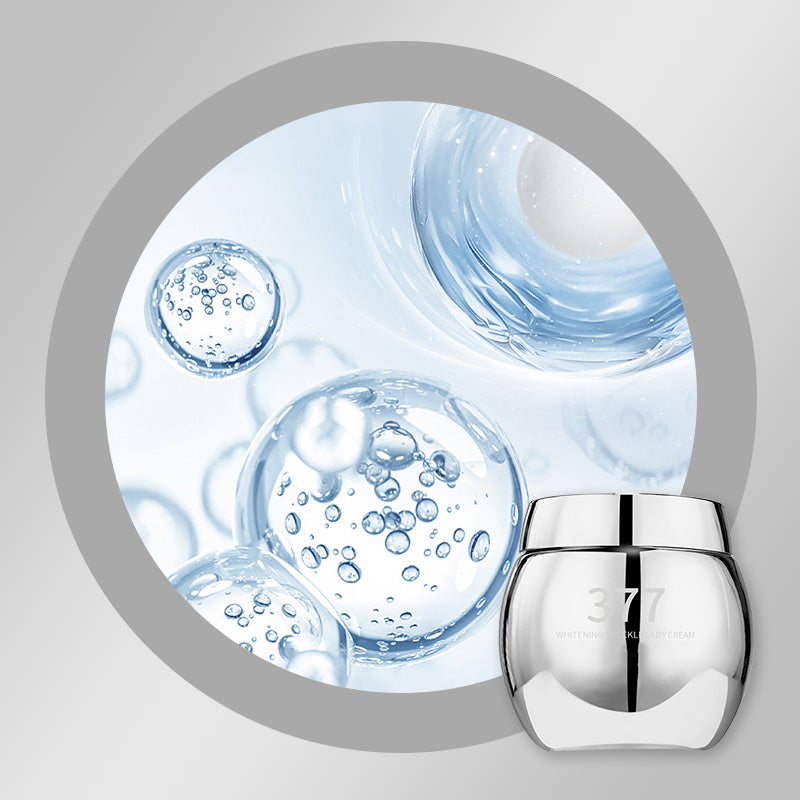 🔥Hot Sale 50% OFF🔥Bleichende und feuchtigkeitsspendende Gesichtscreme zur Beseitigung von Sommersprossen