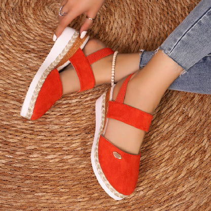 🥿Geschlossene Zehen Riemchensandalen mit niedrigem Keil🌈Verschiedene Farben nach Wahl