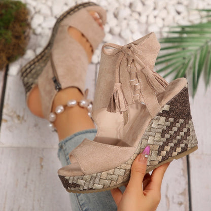 🔥Sommer Hot Sale-50% Off🩷Frauen Quaste offene Zehe Plattform Keil Sandalen