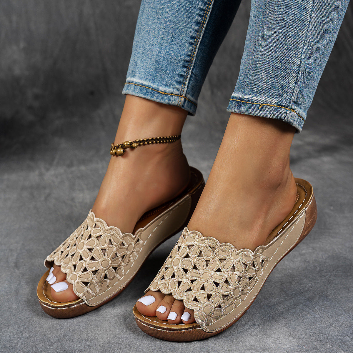 👡✨Atmungsaktive orthopädische Damen-Pantoletten mit Keilabsatz