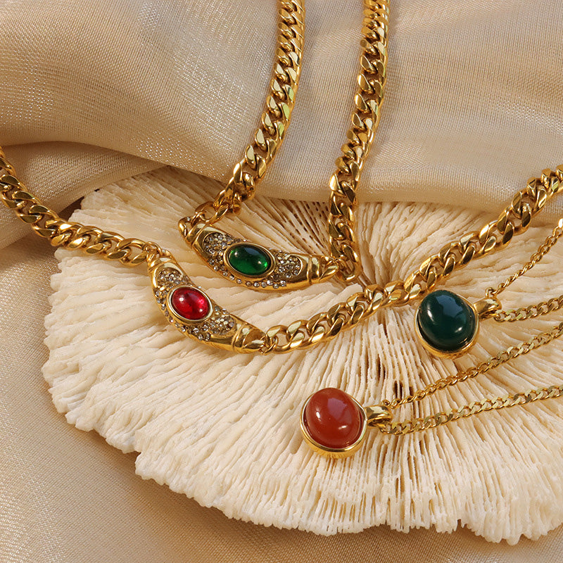 Shiny Zircon Pendant Necklace in Stainless Steel