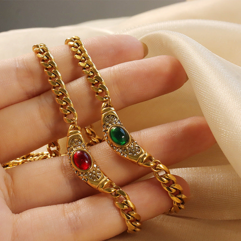 Shiny Zircon Pendant Necklace in Stainless Steel