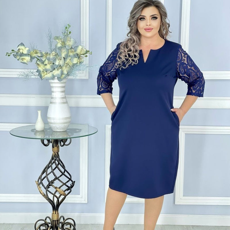 Damenkleid mit Spitzen-Patchwork und V-Ausschnitt