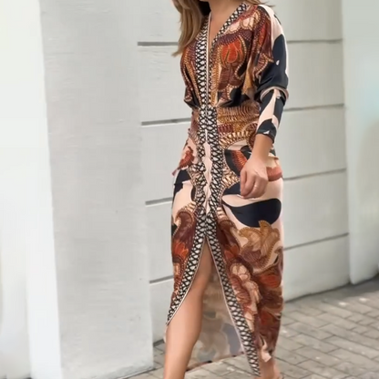 Schlankes Maxikleid mit V-Ausschnitt und Schlitzsaum