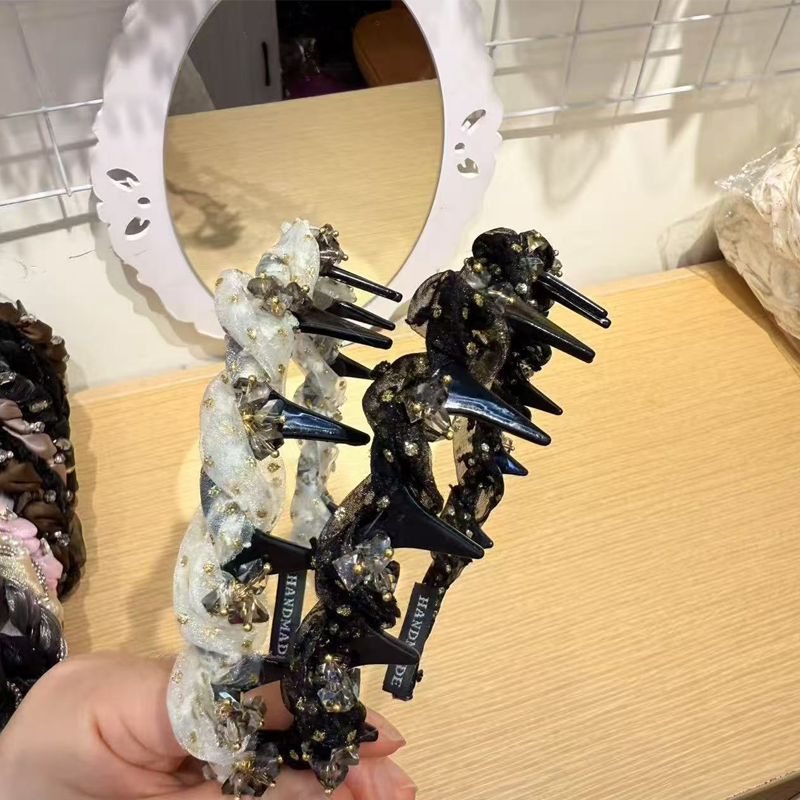 ✨2025 brandneues Design💎💇Strass-Haarband mit Zähnen für Frauen