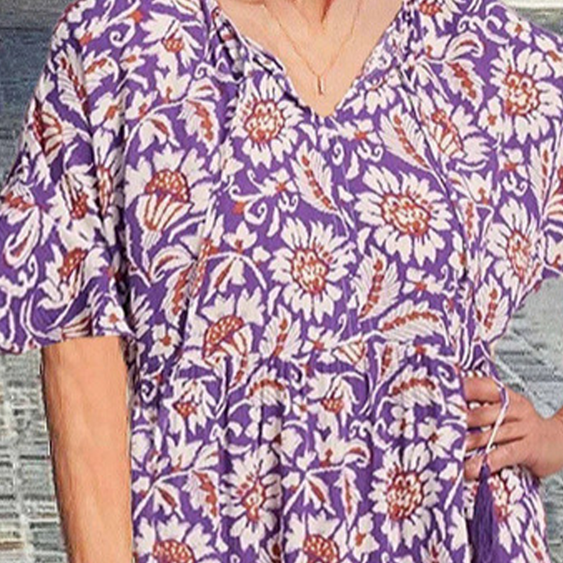 Bedrucktes Midikleid mit V-Ausschnitt