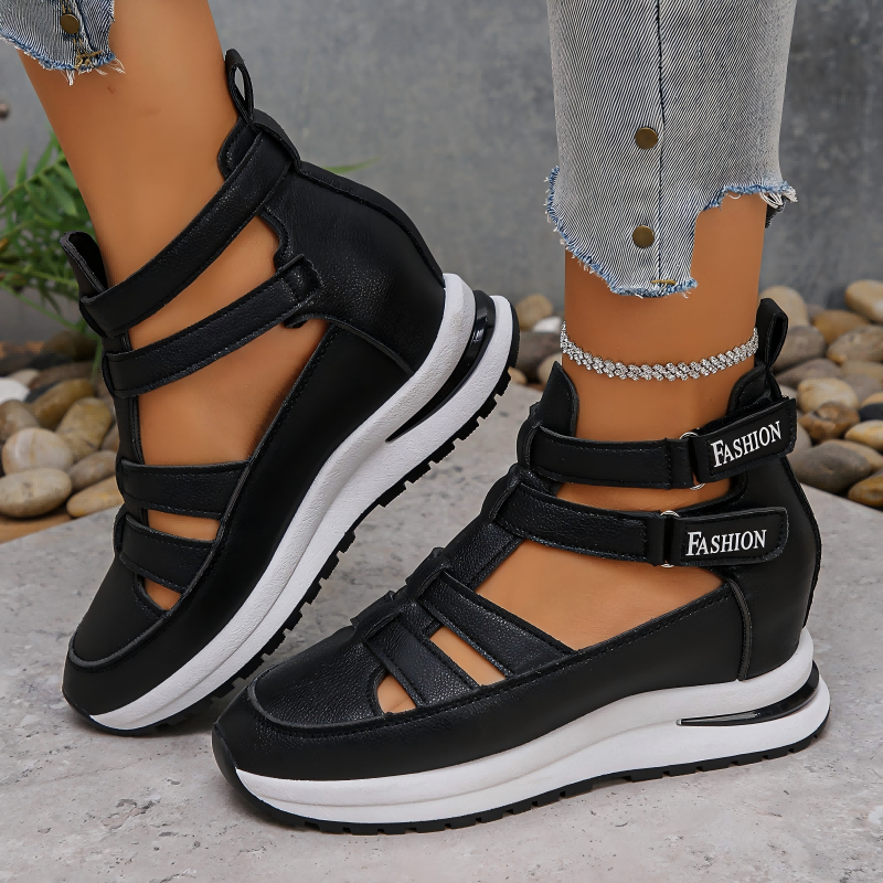 Keilschuhe mit Cut-Outs und Klettverschluss