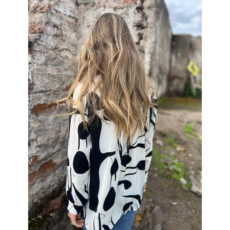 Damen lockere Bluse mit künstlerischem Print