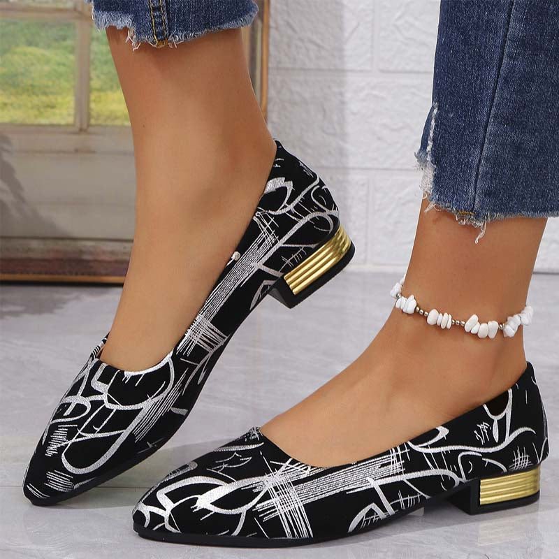 Modische Damen-Ballerinas mit spitzer Zehenpartie, niedrigem Absatz und Muster