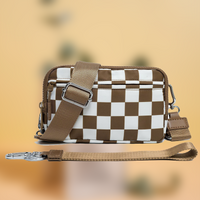 Modische Unisex-Karo-Gürteltasche