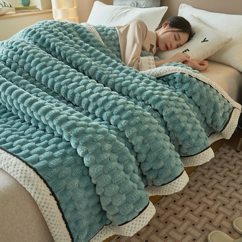 🎊[Warmes Geschenk] Warme, dicke Flanelldecke (50 % RABATT)