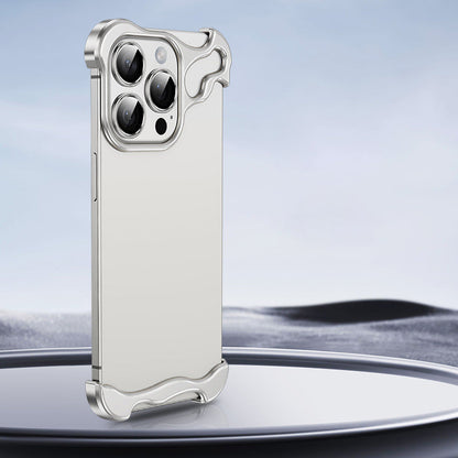 Fallsichere Handyhülle mit speziell geformtem Metall-Eckpad für iPhone (kostenloser Linsenfilm)